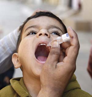 Vacuna oral Sabin contra la poliomielitis.