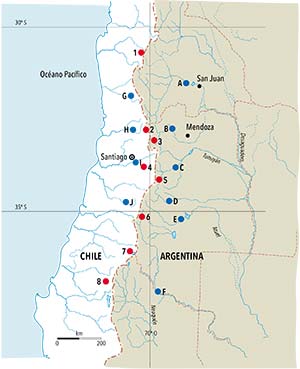 Mapa de la región de los Andes centrales entre los 30° y los 37° de latitud sur. Están marcadas las estaciones de medición de nieve y las de aforo de los caudales de los principales ríos. Los números corresponden a las siguientes estaciones nivométricas: 1. Quebrada Larga, 2. Portillo, 3. Toscas, 4. Laguna Negra, 5. Laguna del Diamante, 6. Valle Hermoso, 7. Lo Aguirre y 8. Volcán Chillán. Las letras, a las siguientes estaciones de aforo de los ríos indicados entre paréntesis: A. Km 47,3 (San Juan), B. Guido (Mendoza), C. Valle Uco (Tunuyán), D. La Jaula (Diamante), E. La Angostura (Atuel), F. Buta Ranquil (Colorado), G. Cuncumen (Choapa), H. Chacabuquito (Aconcagua), I. El Manzano (Maipo) y J. Los Briones (Tinguiririca).